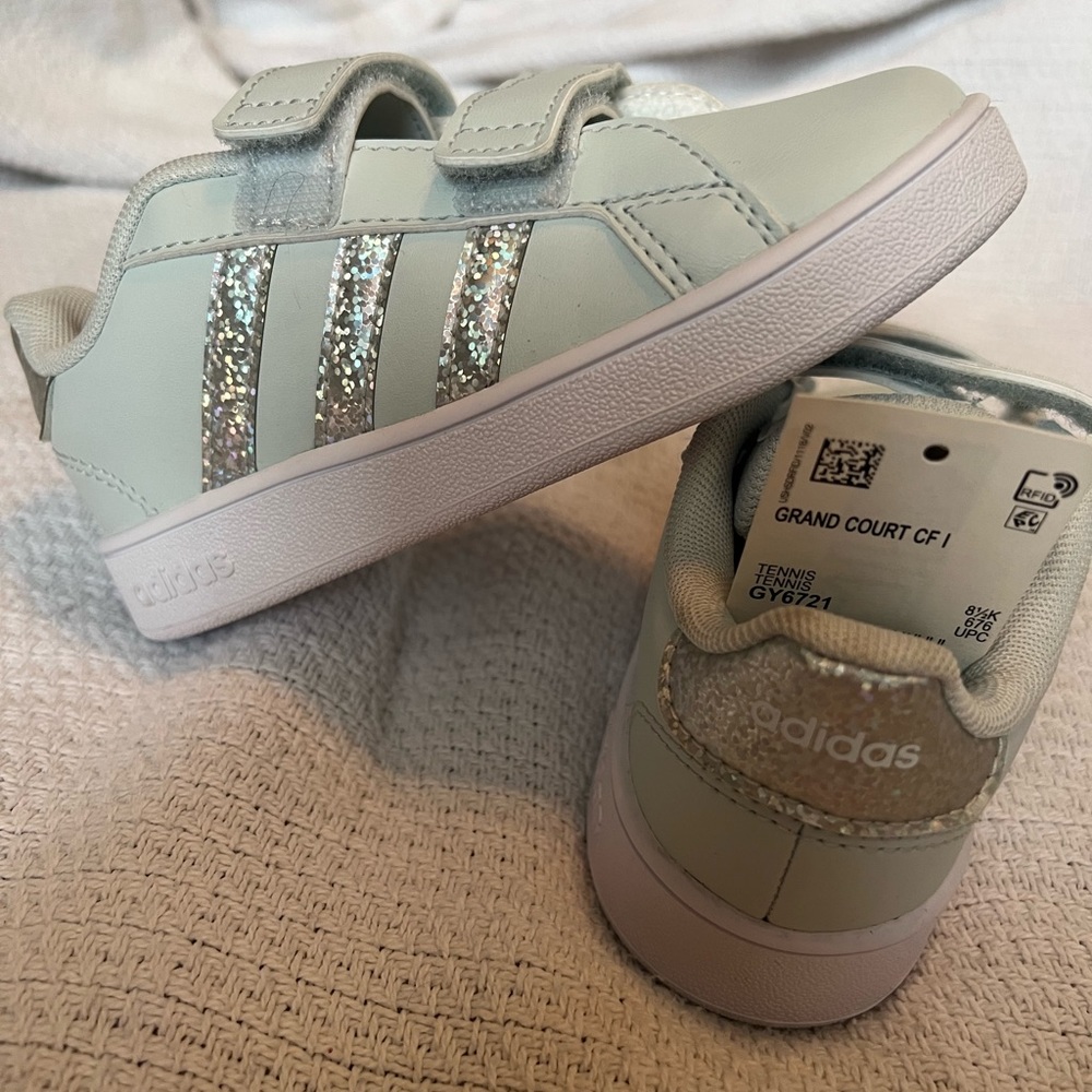 Adidas Grand Court Shoes kid size 9